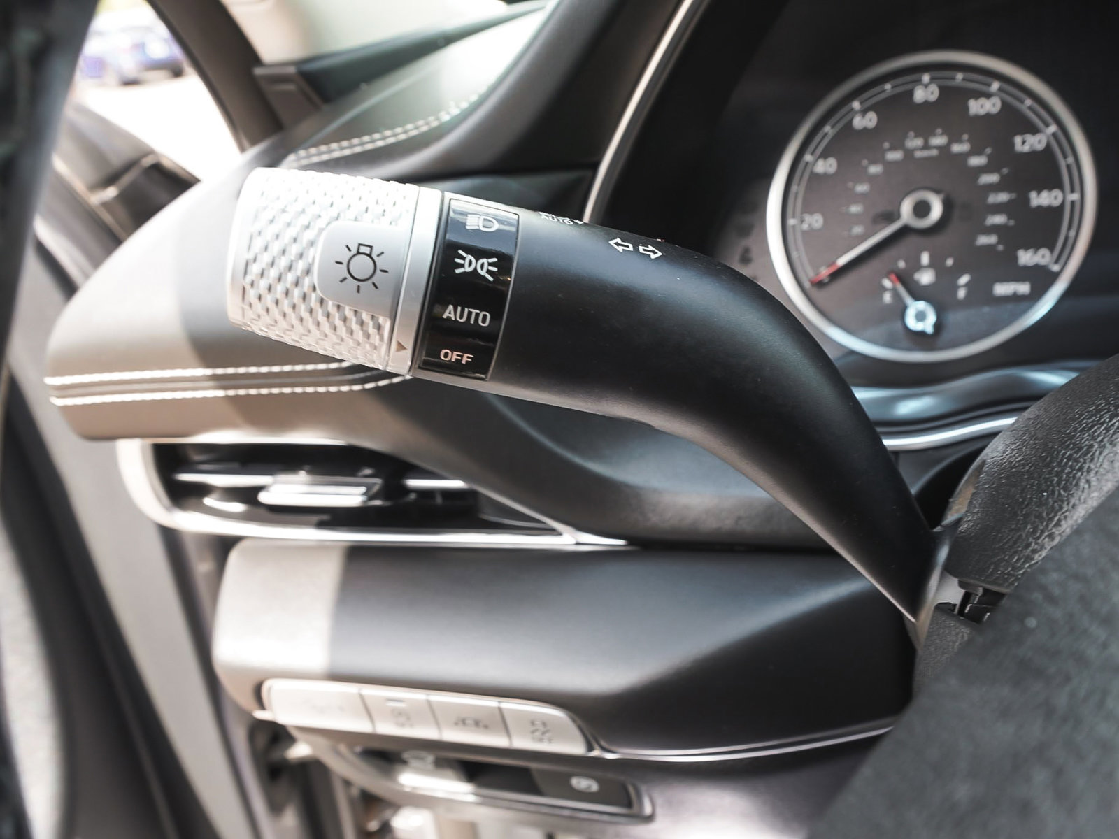 Used 2021 Genesis GV80 2.5T Select AWD/4WD image 21