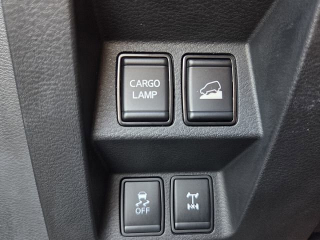 Used 2022 Nissan Frontier PRO-4X w/ Pro-4X Premium Package image 26