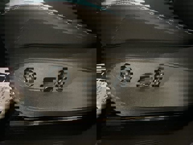 Used 2022 Volkswagen Tiguan SE AWD/4WD image 15