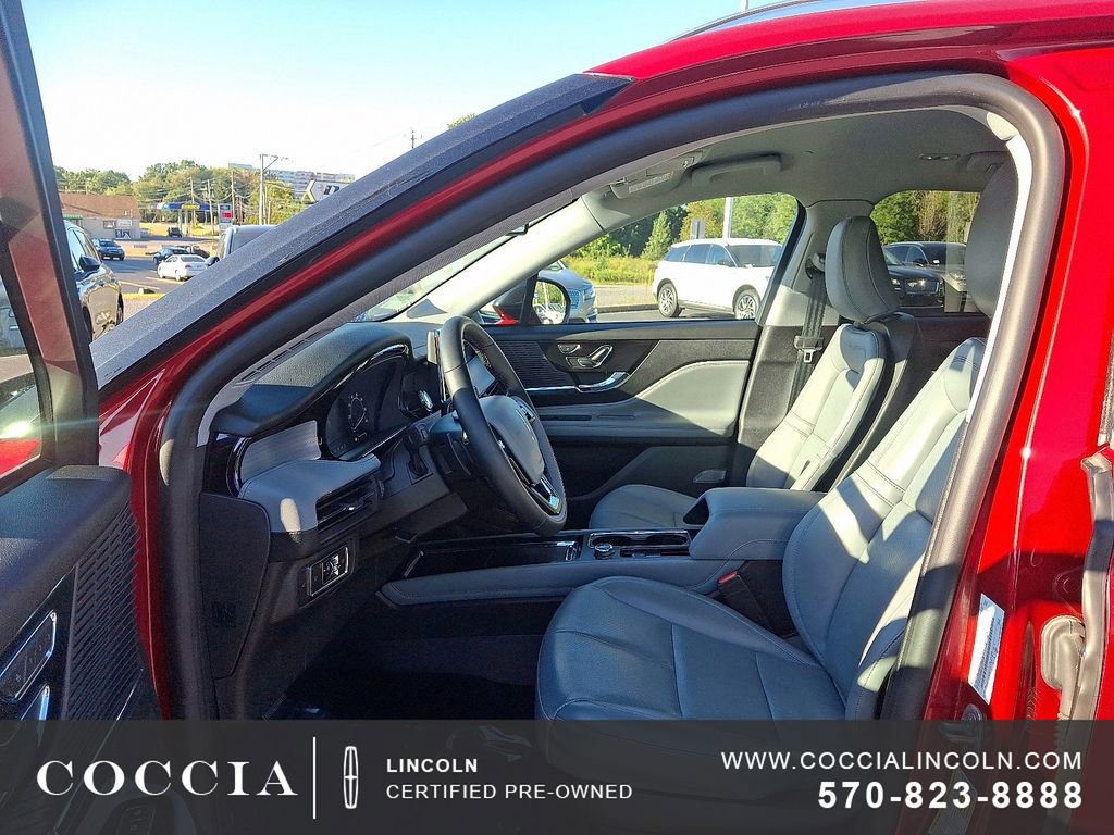 Certified 2022 Lincoln Corsair AWD w/ Equipment Group 101A image 13