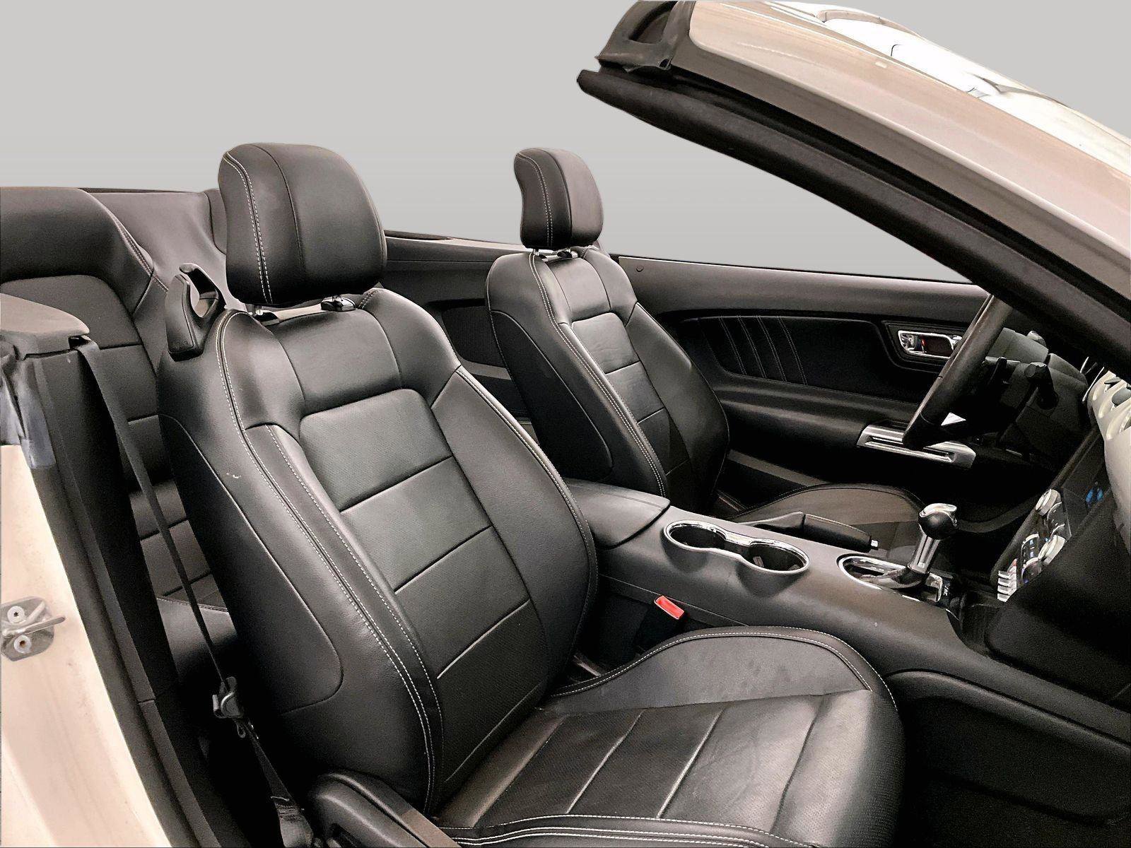 Used 2017 Ford Mustang GT Premium w/ Equipment Group 401A RWD image 7