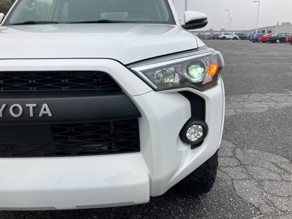 Used 2024 Toyota 4Runner SR5 Premium image 30