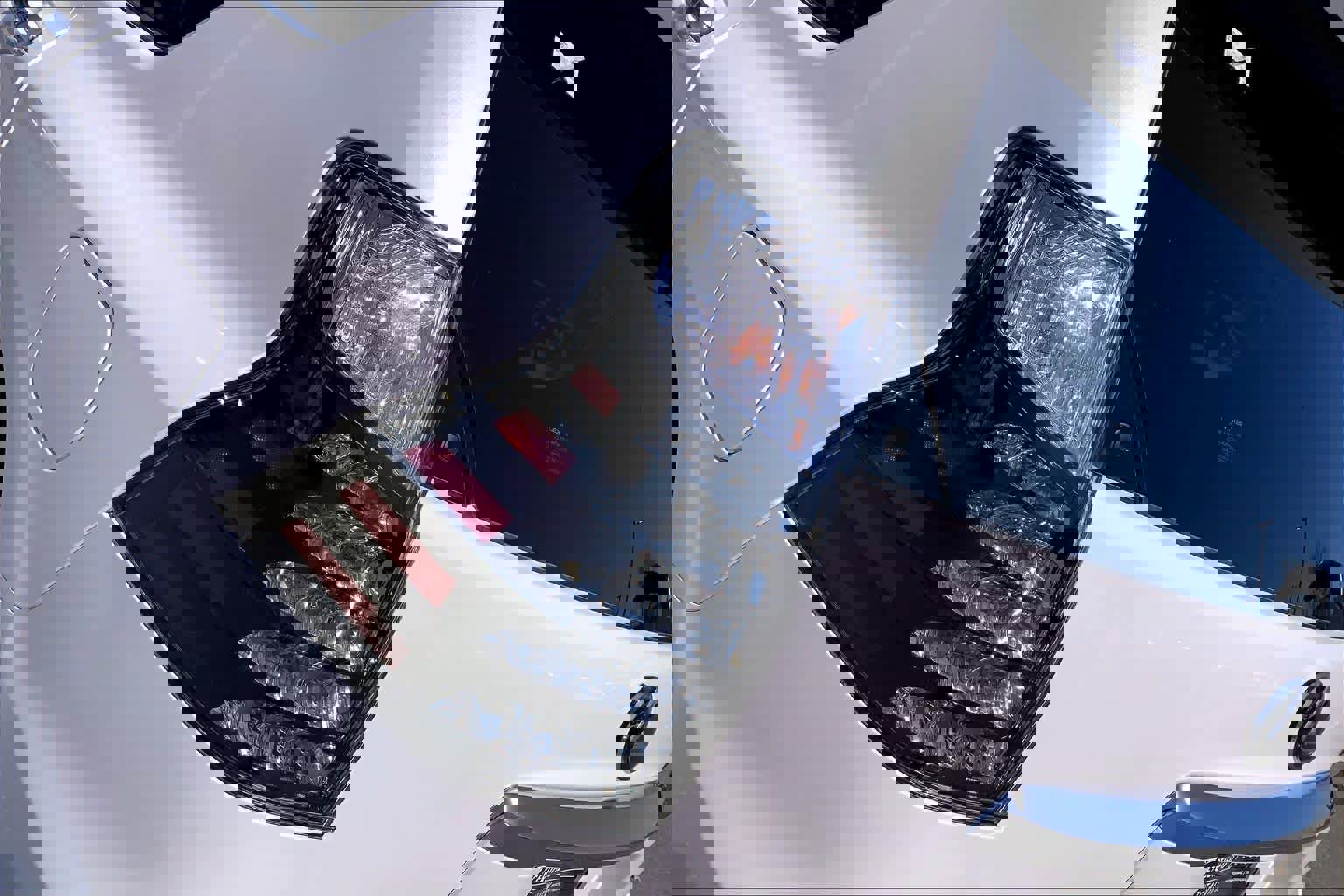 Used 2023 Lexus GX 460 Premium w/ Accessory Package image 29