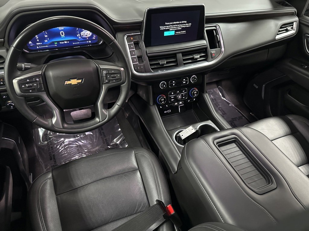 Used 2024 Chevrolet Suburban LT image 12