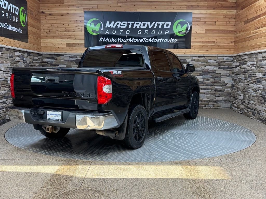 Used 2021 Toyota Tundra SR5 w/ SR5 Leather Package image 9
