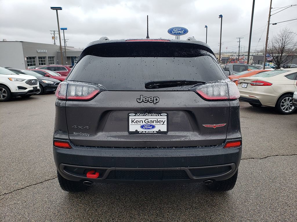 Used 2019 Jeep Cherokee Trailhawk image 6