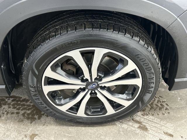 Used 2021 Subaru Forester Limited image 5