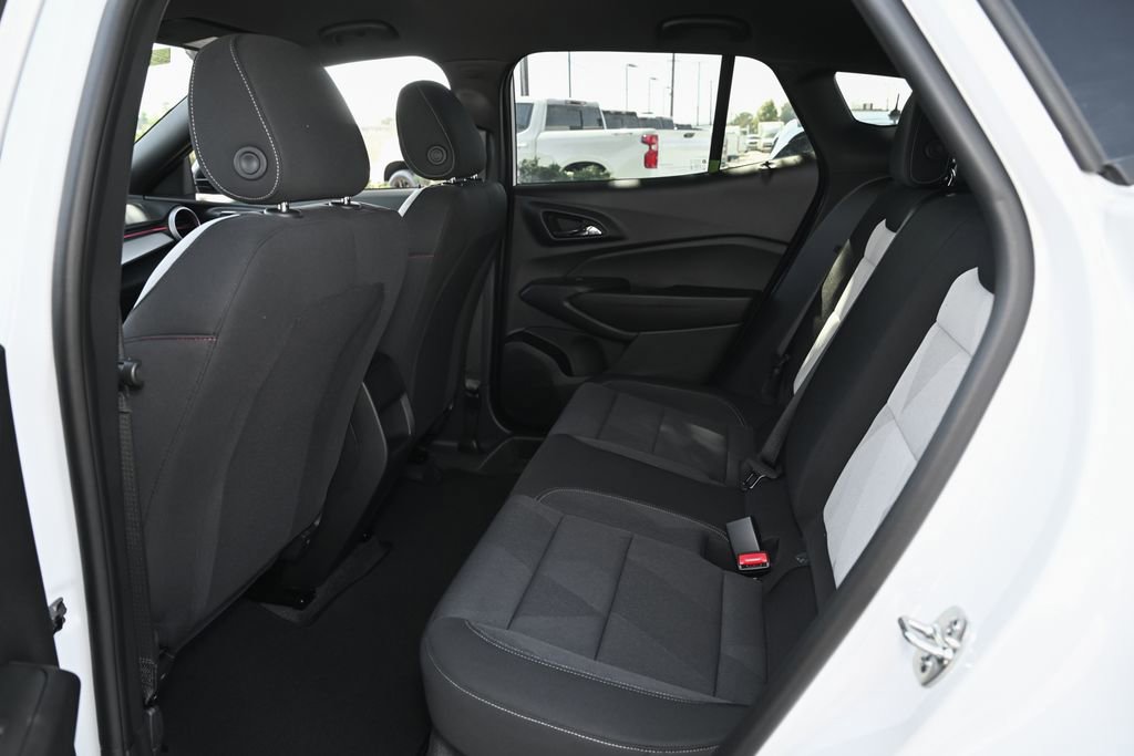 New 2026 Chevrolet Trax RS FWD image 28