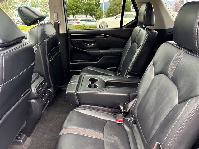 Used 2025 Honda Pilot Touring image 15