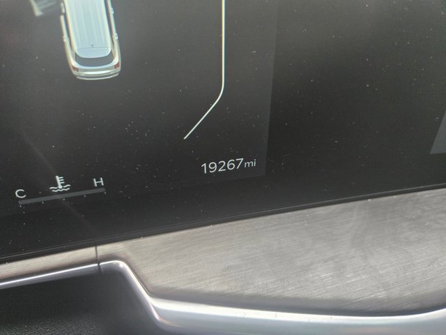 Used 2025 Kia Sorento SX Prestige image 3