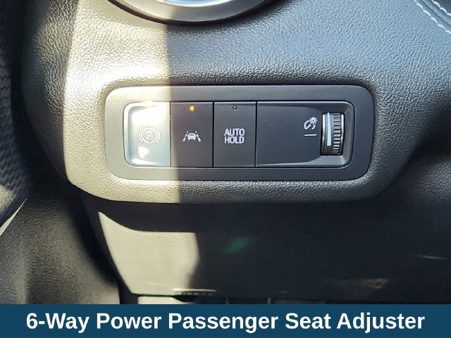 Used 2024 Chevrolet Blazer EV LT AWD/4WD image 25