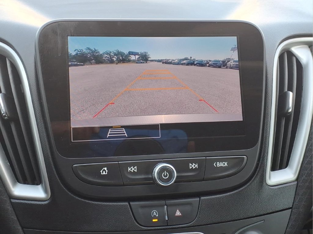 Used 2024 Chevrolet Malibu LS FWD image 19