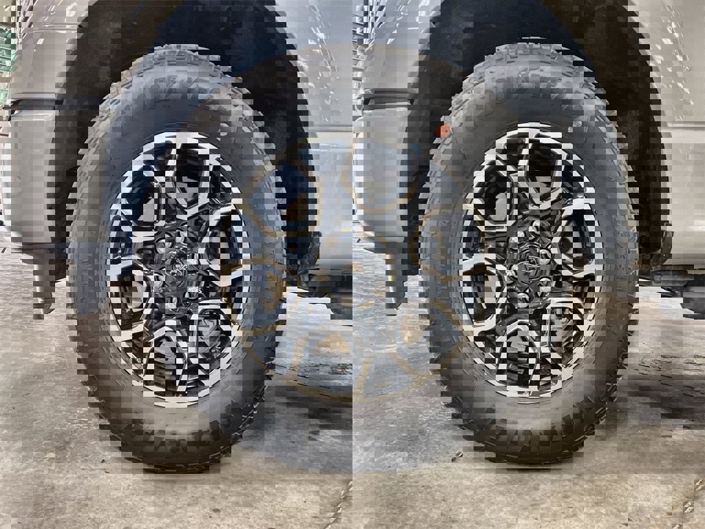 Used 2023 Ford F150 XLT w/ Equipment Group 302A High image 10