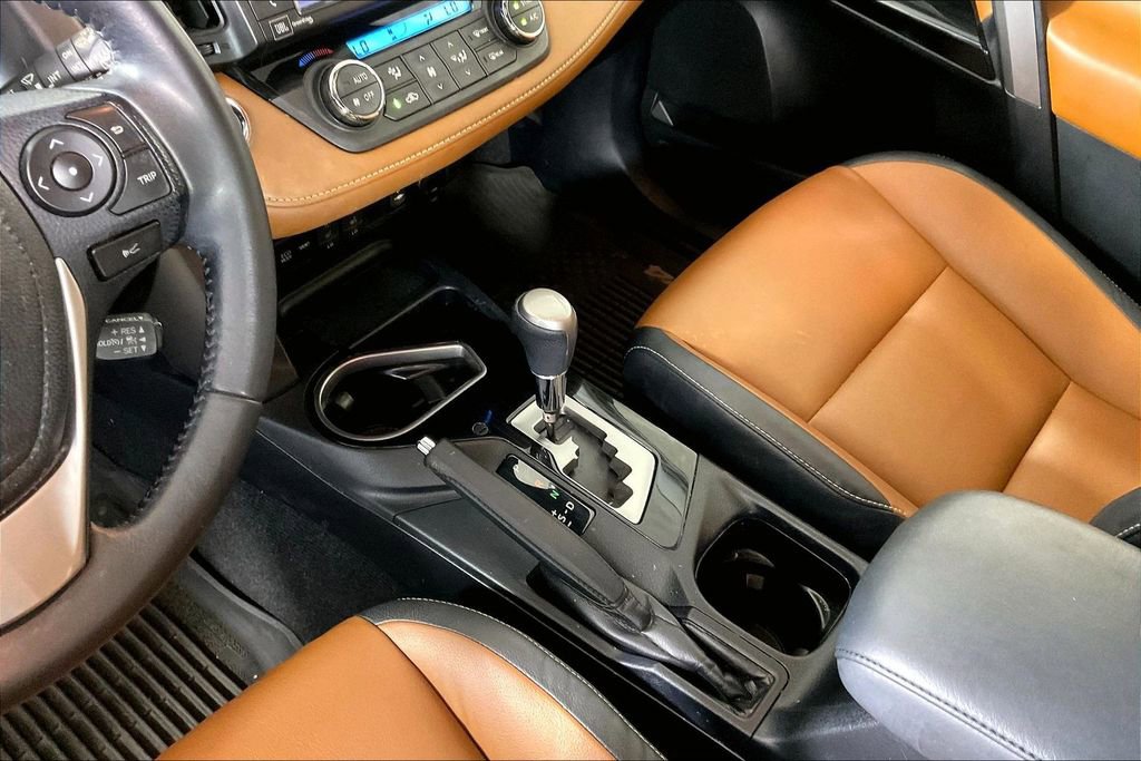 Used 2016 Toyota RAV4 Limited AWD/4WD image 17