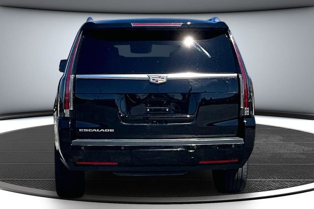 Used 2016 Cadillac Escalade Luxury AWD/4WD image 5
