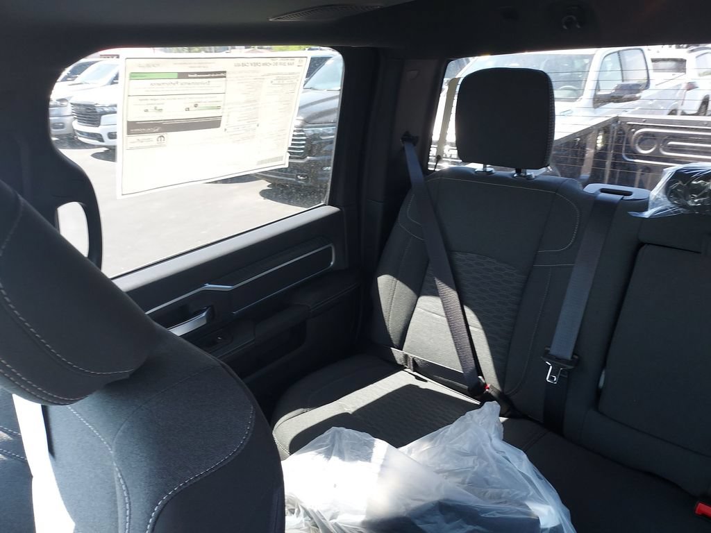 New 2026 RAM 2500 Big Horn AWD/4WD image 12