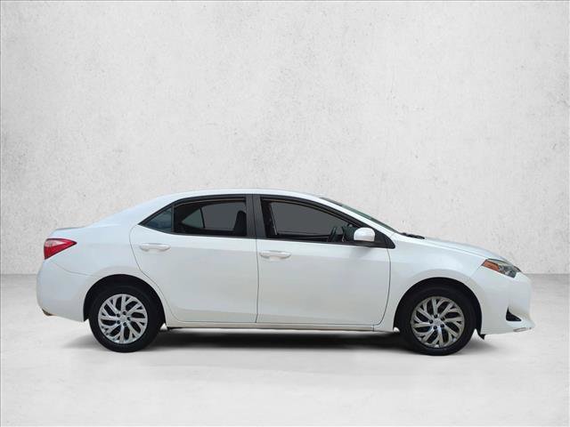 Certified 2018 Toyota Corolla LE FWD image 4