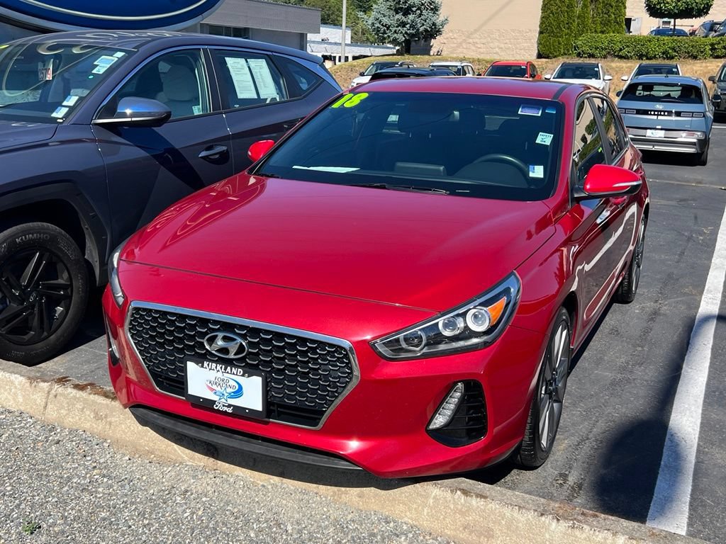 Used 2018 Hyundai Elantra GT Sport FWD image 4