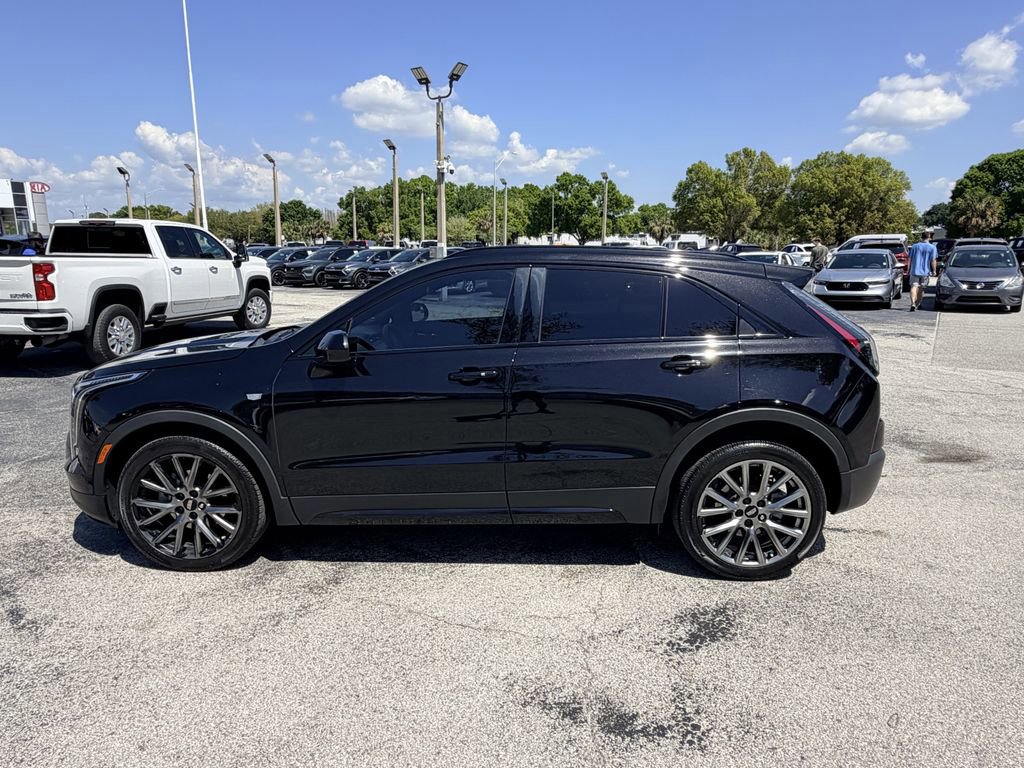 Used 2020 Cadillac XT4 Sport w/ LPO, Midnight Sport Package image 7