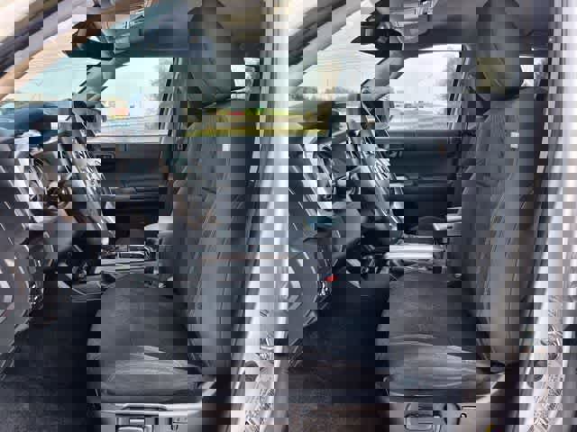 Used 2021 Toyota Tacoma SR5 w/ Trail Edition image 11