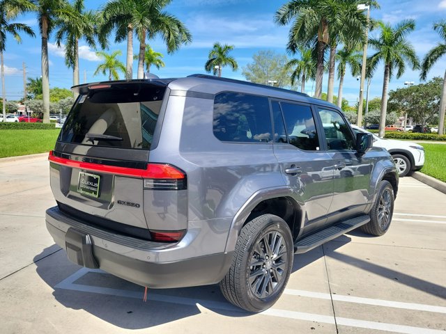 Used 2025 Lexus GX 550 w/ Cold Area Package AWD/4WD image 8