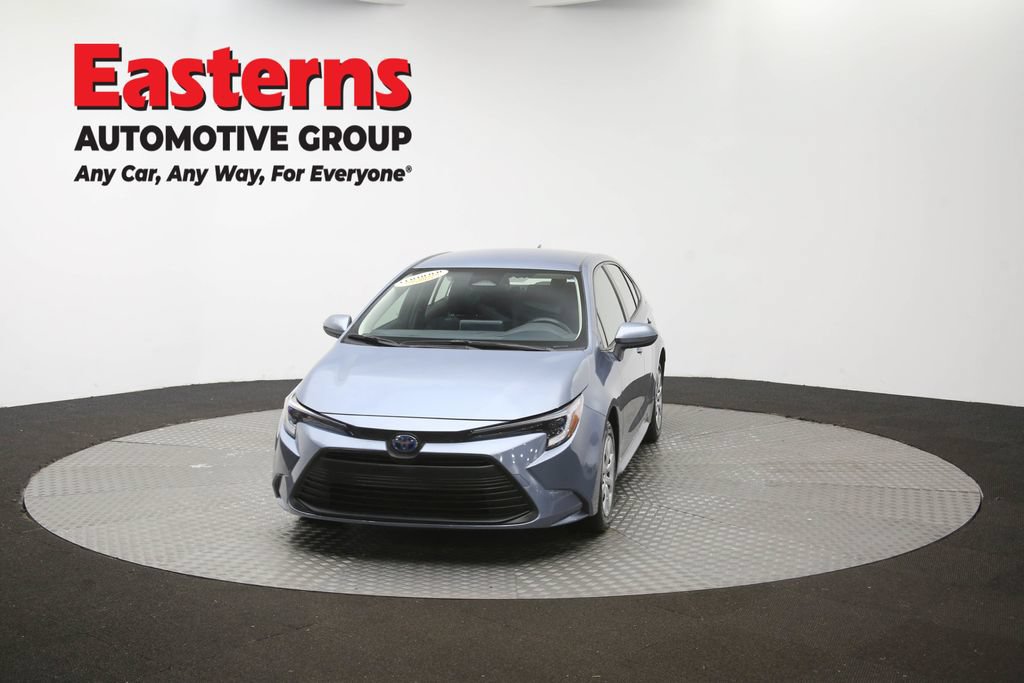 Used 2025 Toyota Corolla LE FWD image 47