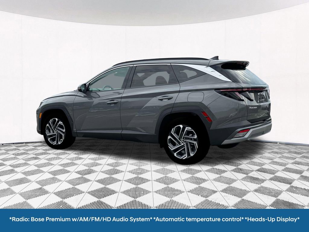 New 2025 Hyundai Tucson Limited image 7