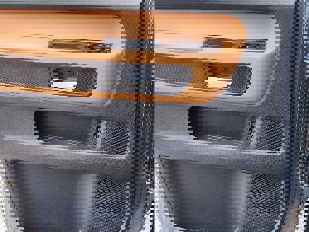 New 2025 Volkswagen ID. Buzz Pro S image 22