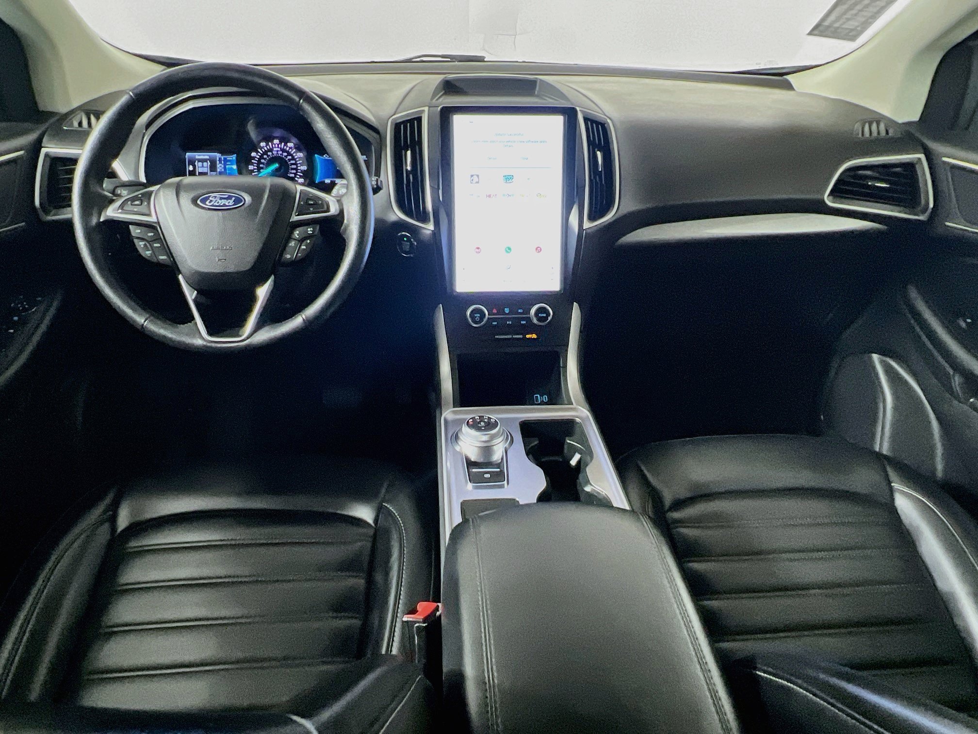 Used 2024 Ford Edge SEL AWD/4WD image 29