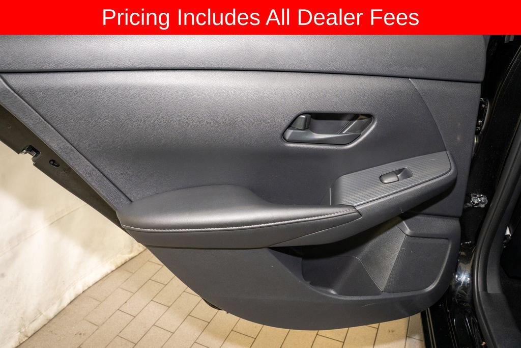 Used 2025 Nissan Sentra S FWD image 8