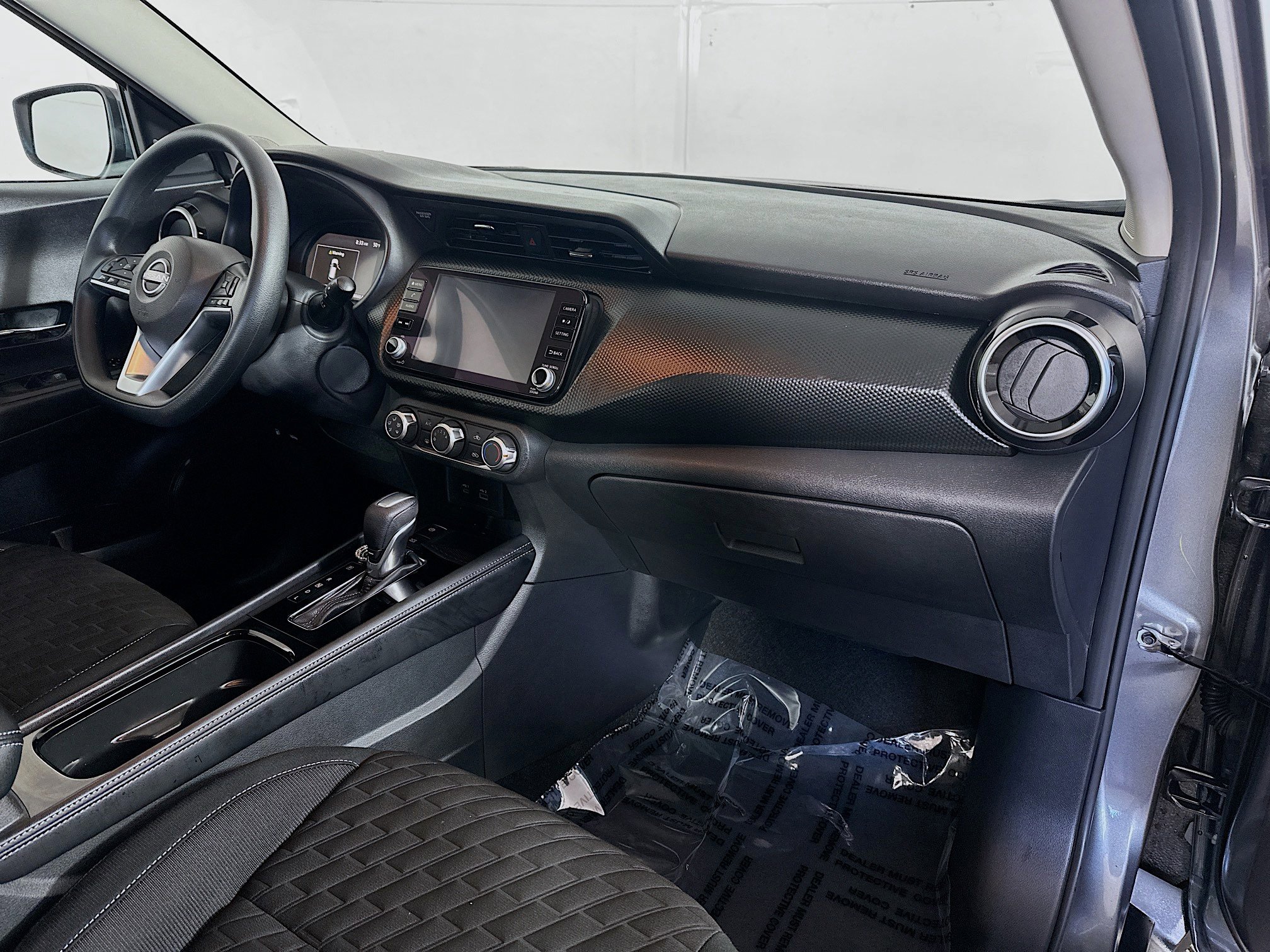 Used 2023 Nissan Kicks SV image 26