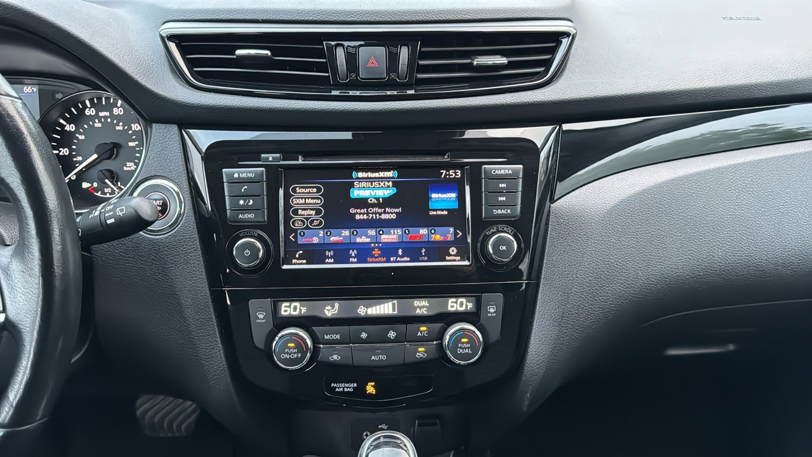 Used 2022 Nissan Rogue Sport SV image 32