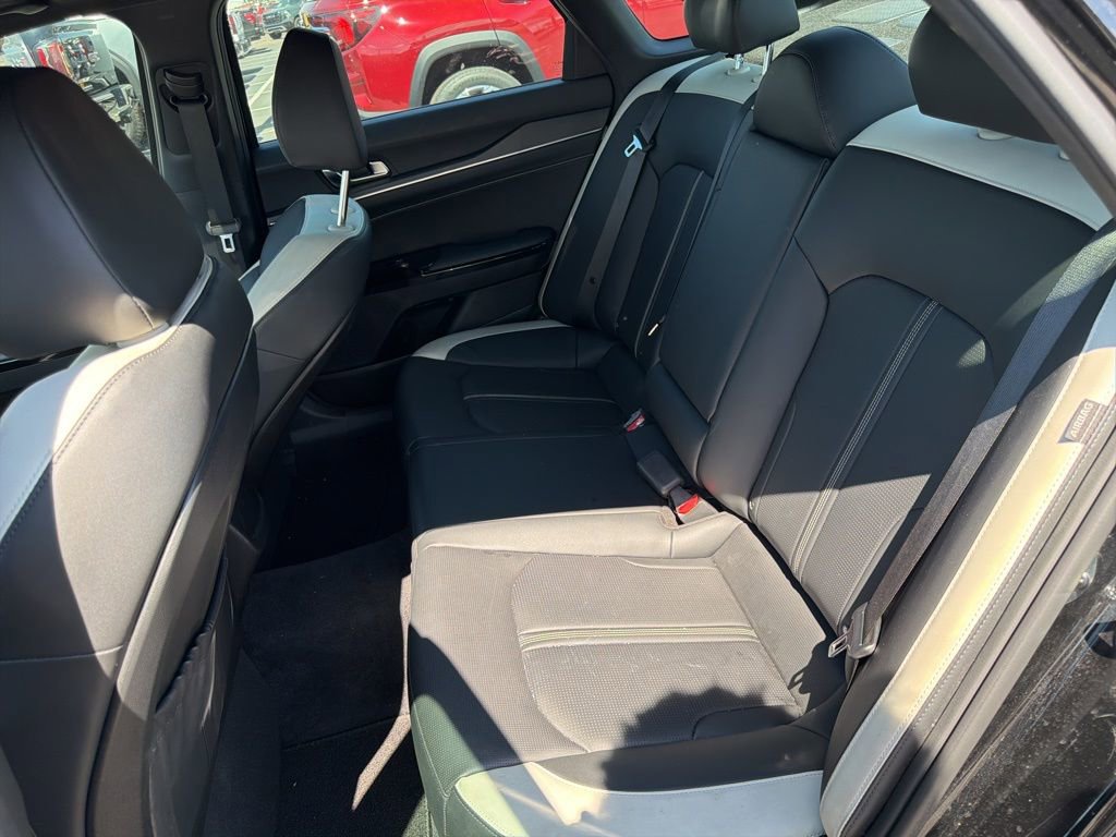 Used 2025 Kia K5 GT-Line w/ GT-Line Premium Package image 15