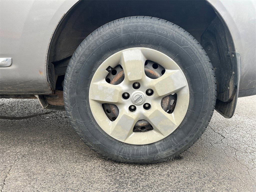 Used 2011 Nissan Rogue S image 29