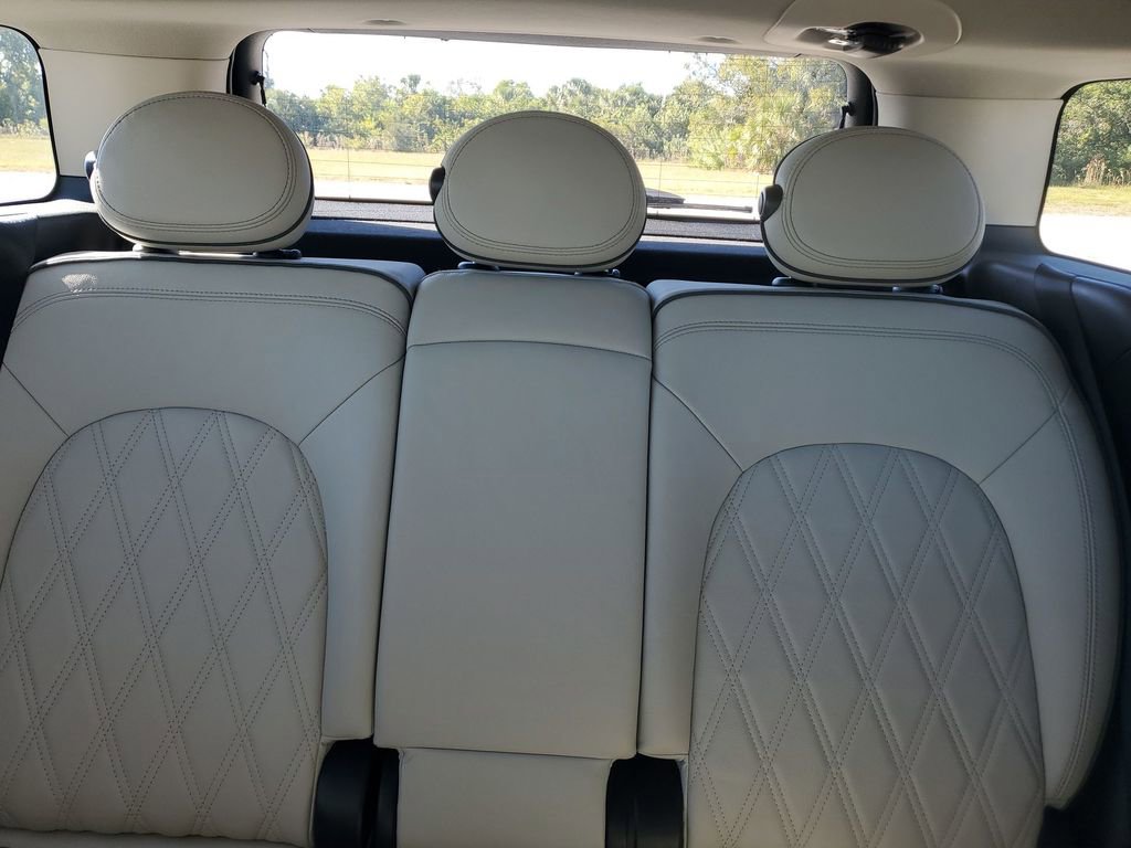 Used 2023 MINI Cooper Countryman S w/ Signature Upholstery Package image 13