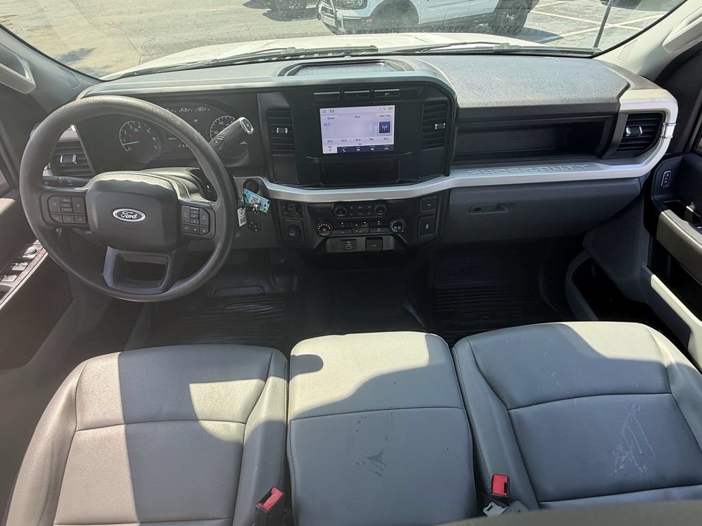 Used 2024 Ford F250 XL RWD image 13