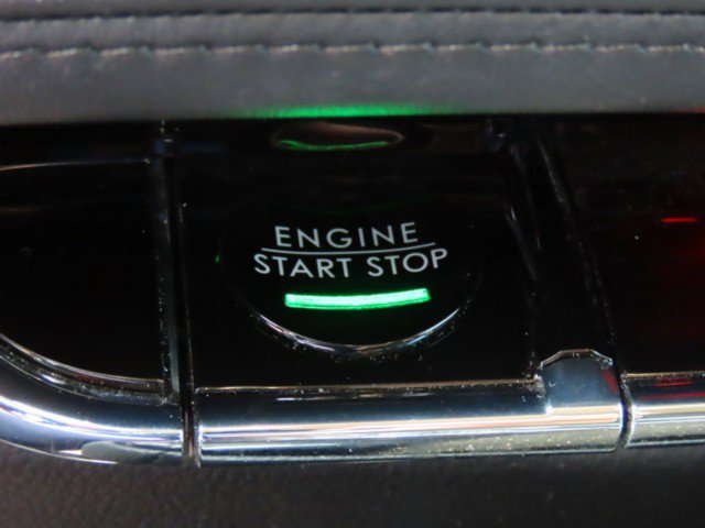 Certified 2023 Lincoln Nautilus FWD w/ Premium Package image 28