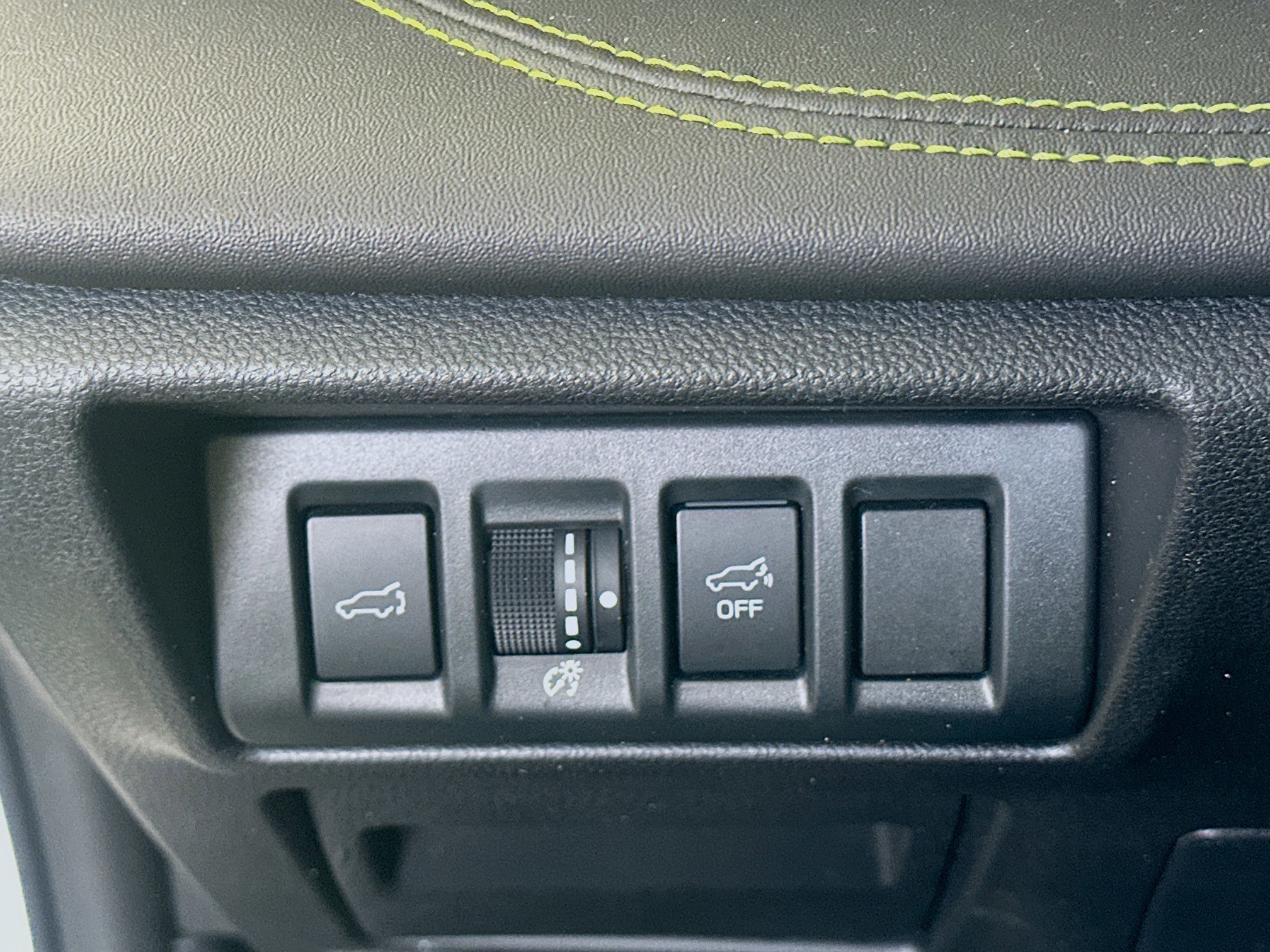Used 2025 Subaru Outback Onyx Edition AWD/4WD image 16