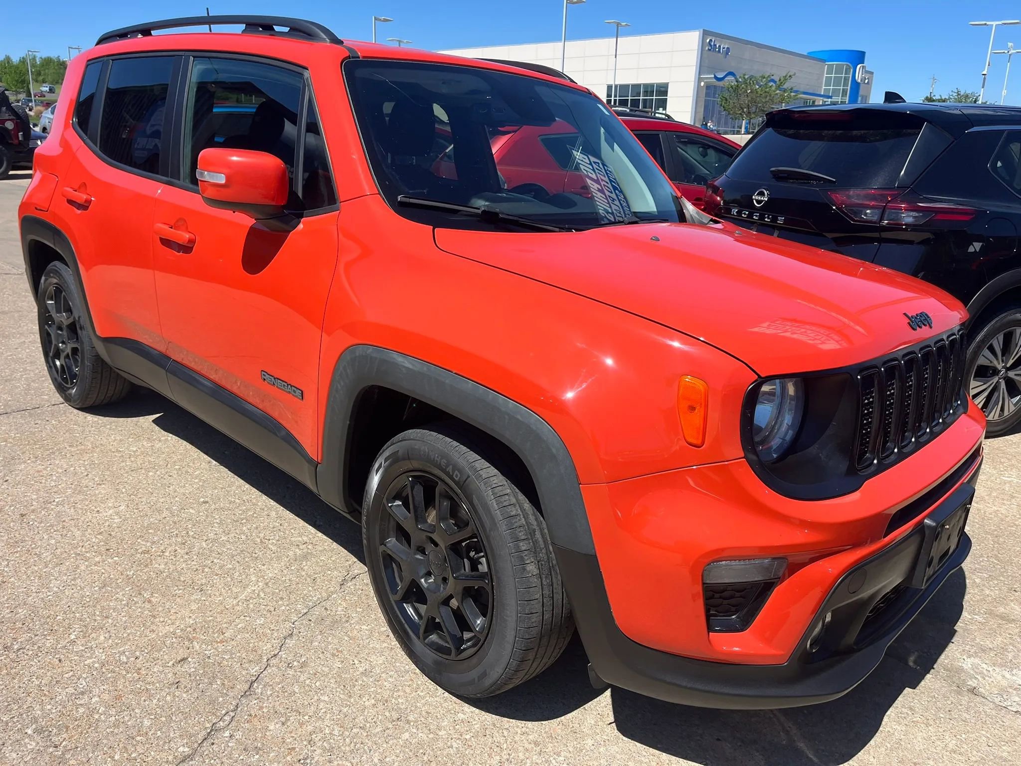 Used 2019 Jeep Renegade Altitude w/ Quick Order Package 2XM FWD image 8