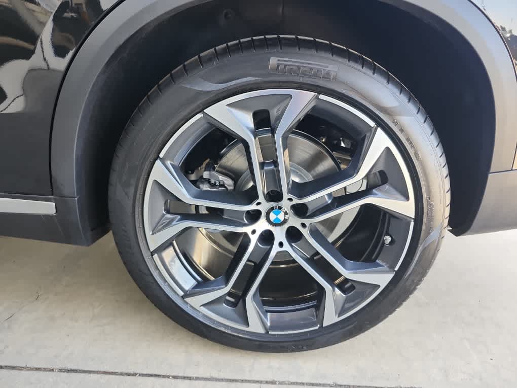 New 2026 BMW X5 xDrive40i w/ Premium Package AWD/4WD image 10