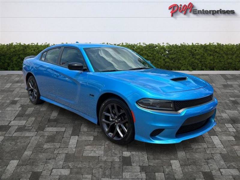 Used 2023 Dodge Charger R/T w/ Blacktop Package RWD image 4