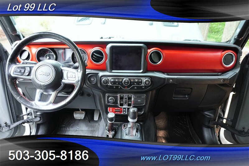 Used 2022 Jeep Gladiator Rubicon w/ Cold Weather Group AWD/4WD image 2