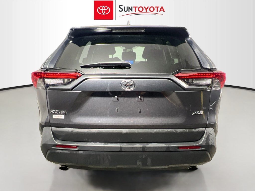 Used 2025 Toyota RAV4 XLE FWD image 4