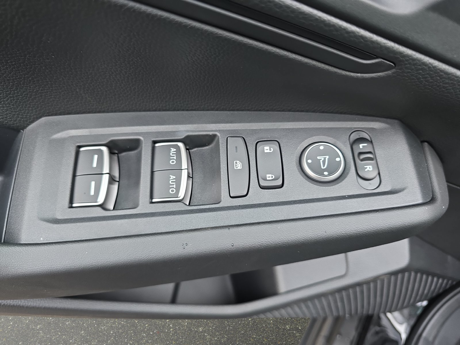 New 2026 Honda Accord LX image 25