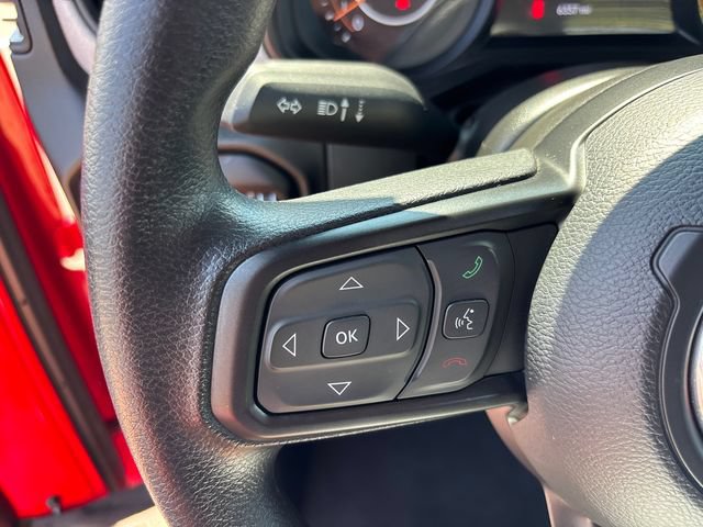 Used 2025 Jeep Wrangler Sport AWD/4WD image 17