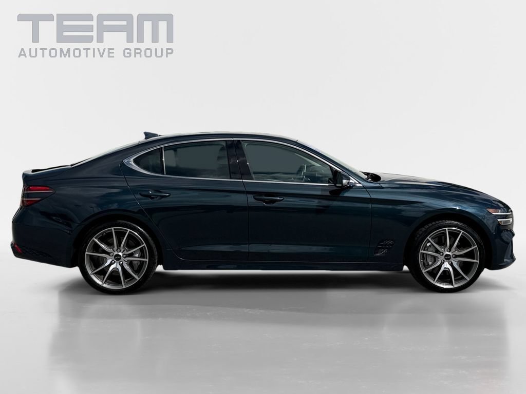 Used 2025 Genesis G70 2.5T AWD/4WD image 8