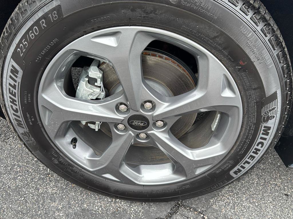 Used 2024 Ford Escape ST-Line w/ Equipment Group 301A image 32