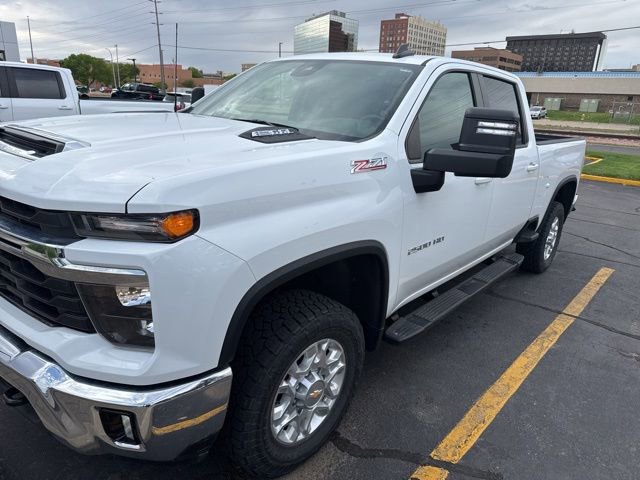 Used 2024 Chevrolet Silverado 2500 LT