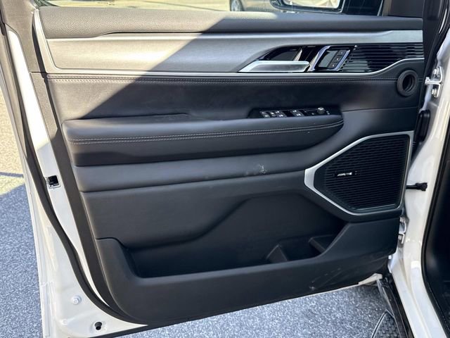 New 2026 Jeep Grand Wagoneer Limited w/ Convenience Group I image 23