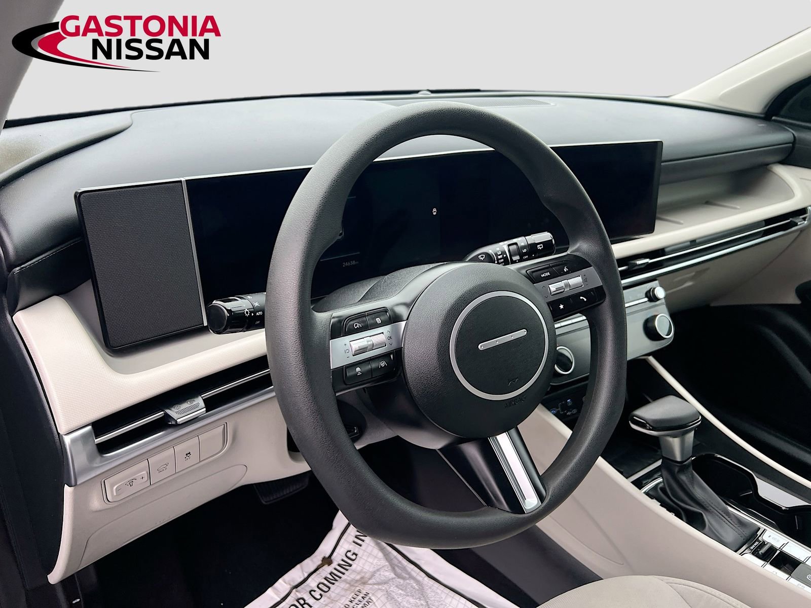 Used 2025 Hyundai Tucson SEL image 11